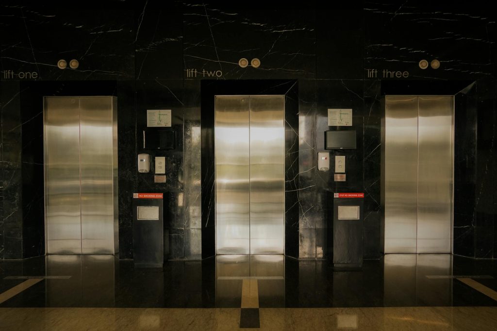 What Are Elevators and How Do They Work ؟